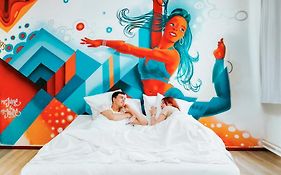 Amsterdam Teleport Hotel